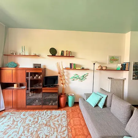 Luna Apartment